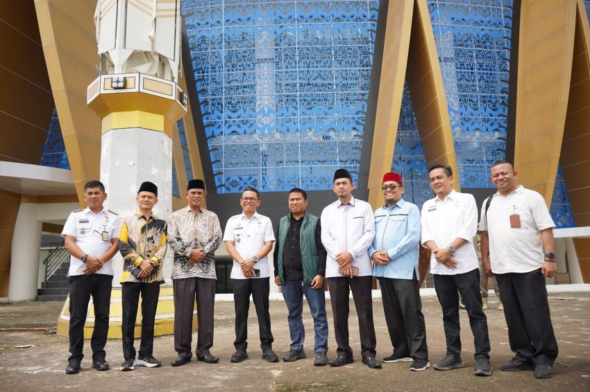 Sidak Medan Islamic Centre, Wawalkot Zakiyuddin Tegur Pemborong Soal Fasilitas Tak Terawat Hingga 2027