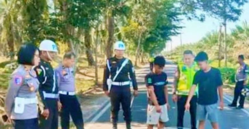 Tabrakan Maut di Batu Bara, Pengendara Yamaha R15 Tewas Usai Bertabrakan dengan KLX Dinas TNI
