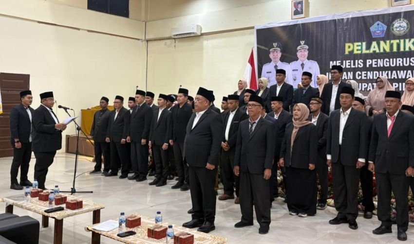Dr. Munawar Ibrahim Nahkodai ICMI Pidie Jaya, Taqwaddin Ajak Sumbang Pikir untuk Kemajuan Daerah