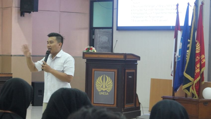 Pelatihan Legislatif DPM FMIPA Unesa Bahas Pembagian Kekuasaan dan Demokrasi, Dorong Mahasiswa Pahami Batas Wewenang