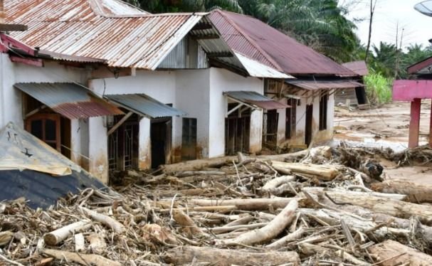 Kemensos Cairkan Rp435,3 Miliar untuk Korban Bencana di 6 Daerah Sumatra, Segini Bantuan untuk Tapteng dan Taput