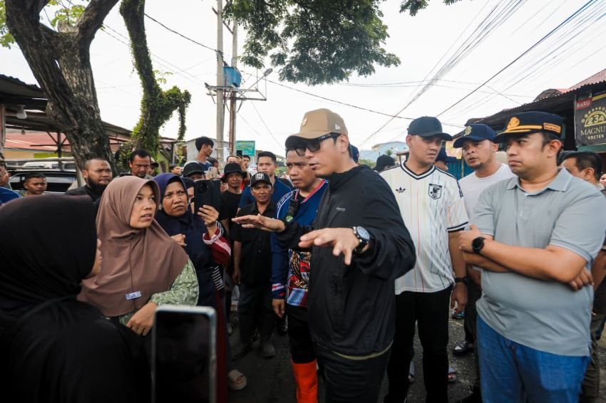 Pasang U-Ditch 400 Meter hingga Janji Rehab Sekolah Rusak, Wali Kota Rico Waas Gercep Atasi Banjir di Medan Marelan