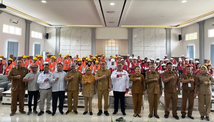 Biayai Gratis Sertifikasi 98 Tukang Proyek, Pemko Tanjungbalai Pastikan Pembangunan Bebas Asal-Asalan