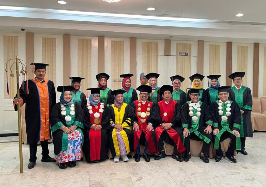 Gelar Sarjana Saja Tak Cukup! Prof OK Saidin Ingatkan 169 Wisudawan Unham Jaga Akhlak di Era AI