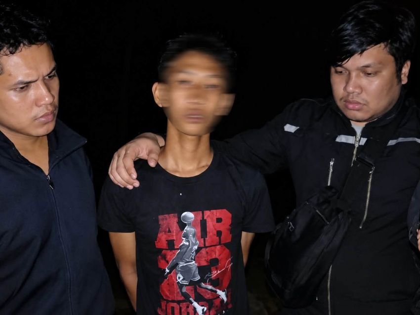 Geledah Basecamp Geng Motor WARNEK di Martubung, Polisi Sita 10 Senjata Tajam dan Amankan Remaja 16 Tahun