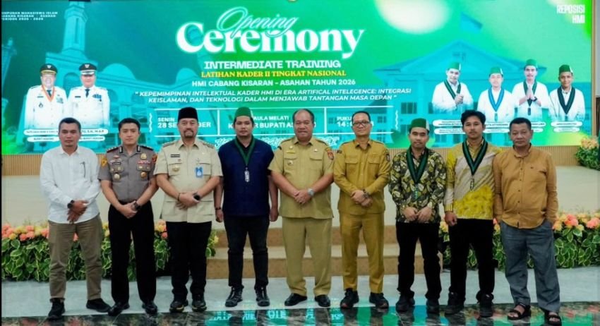 Hadapi Era AI! Bupati Batu Bara Minta Kader HMI Siapkan SDM Unggul & Manfaatkan Bonus Demografi