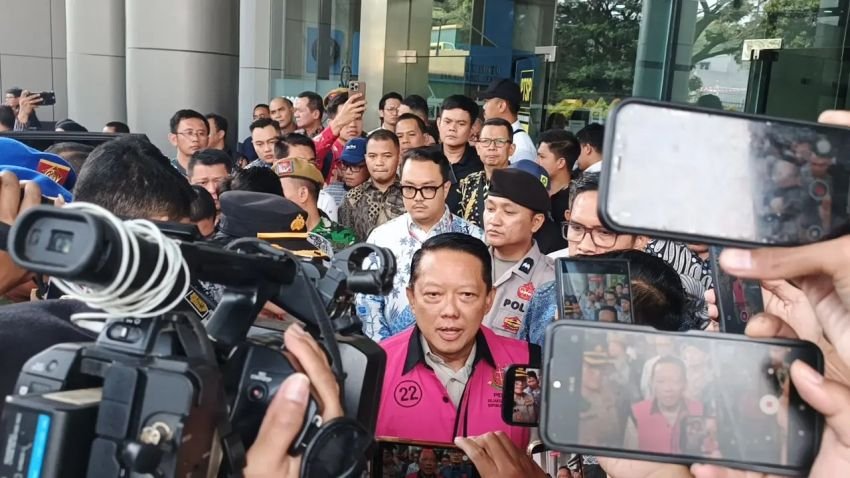 Klaim 33 Tahun Mengabdi Tanpa Cacat, Eks Jampidsus Febrie Heran Tiba-tiba Jadi Tersangka Pemerasan