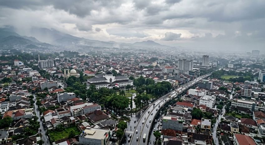 Cuaca Jabar Hari Ini 19 September: Bogor-Depok Berpotensi Hujan Sedang