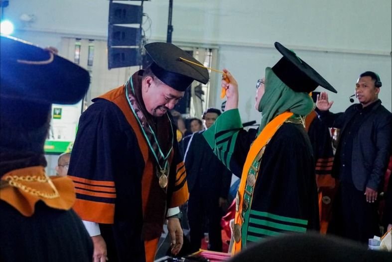 Sah Sandang Gelar Doktor UIN Sumut, Bupati Batu Bara Langsung Guyur Beasiswa S2 ke Putra Daerah