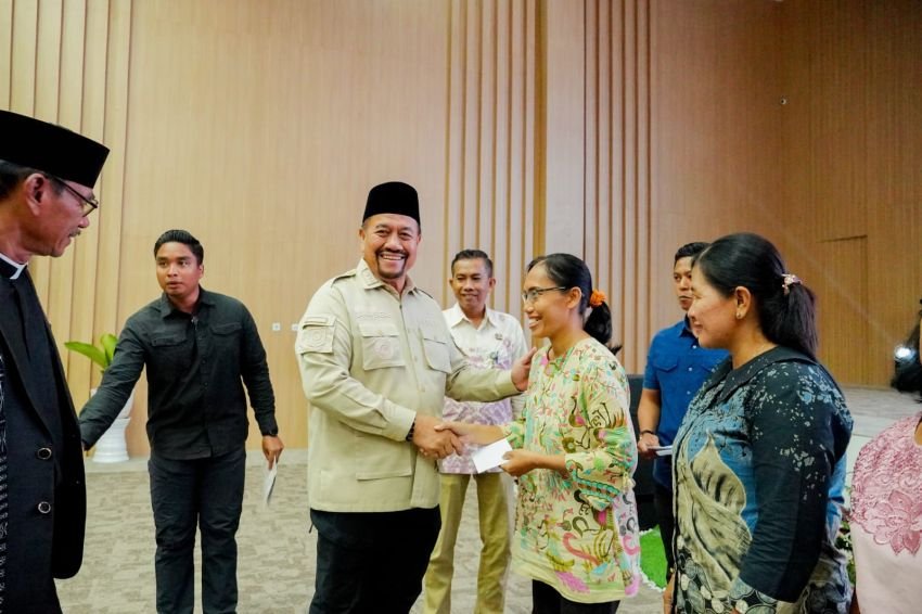 Bupati Batu Bara Salurkan Insentif untuk 540 Guru Sekolah Minggu, Dorong Pembinaan Generasi Muda
