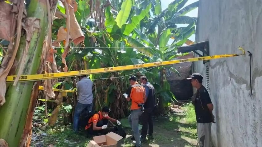 Geger Temuan Jasad Bayi Dibungkus Kain Merah di Percut Sei Tuan, Sejoli Bermotor Diburu Polisi