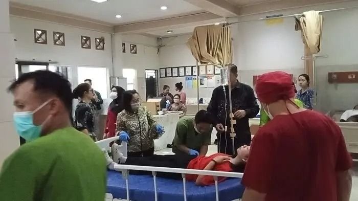 Dugaan Keracunan MBG Kembali Terjadi di Karo, 20 Murid SMKN 1 Merdeka Dilarikan ke Rumah Sakit