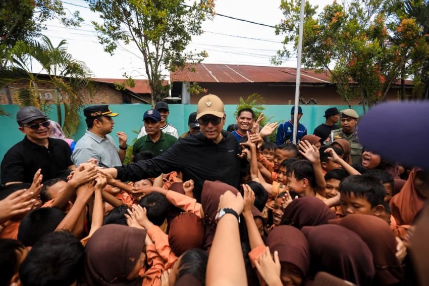 Cuma 7 Kelas untuk Belajar Bergilir Dua Sesi, Rico Waas Janji SDN 064999 Marelan Naik Jadi 2 Lantai Tahun Depan