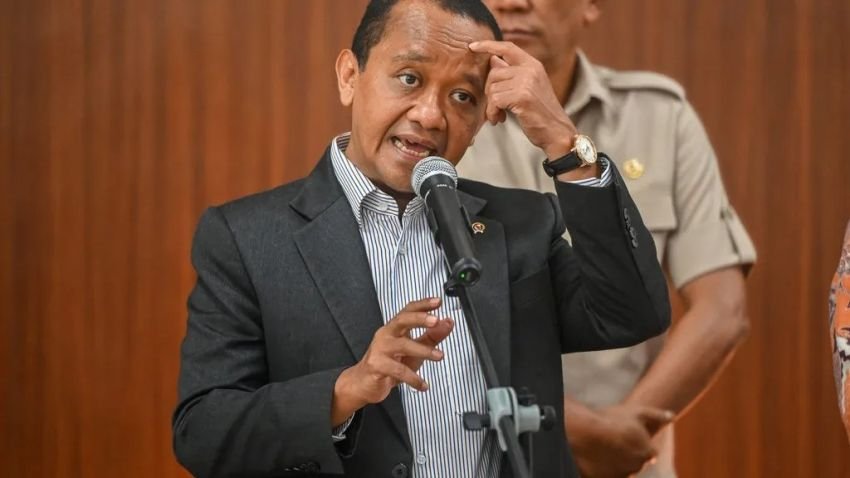 Tenang Bahlil Jamin Stok LPG Aman dan Harga Tak Naik, Sambil Sentil Pemobil Mewah yang 'Numpang' Subsidi