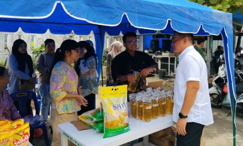 Bulog Sumut Pasok 4 Ton Beras SPHP dan 2.400 Liter Minyakita untuk Gerakan Pangan Murah