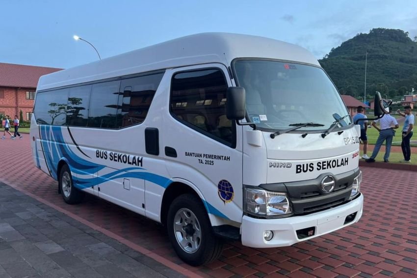 Kabar Gembira! Bobby Nasution Siapkan 33 Bus Perintis Gratis untuk Pelajar di 5 Kabupaten Sumut