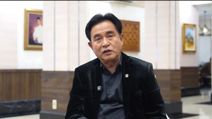 Disebut Bikin Buku 'Islam ala Prabowo', Yusril Tegaskan Cuma Diwawancarai: Jangan Cuma Debat Judul