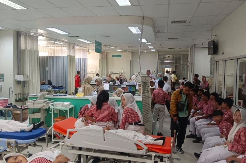 Petaka Makan Bergizi Gratis di Pati: 230 Siswa Tumbang Lemas, RSUD Soewondo Kewalahan