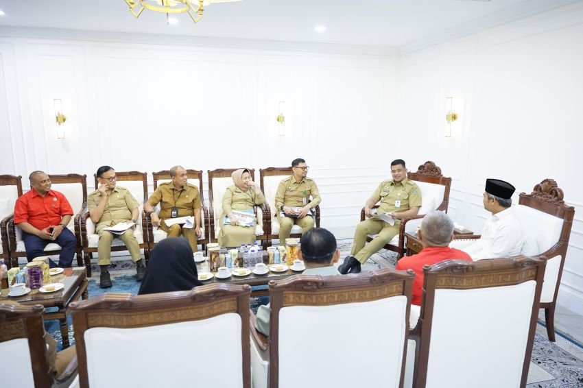 Bobby Nasution Targetkan Sumut Bebas Rabies, Vaksinasi Hewan Peliharaan Didorong 80 Persen