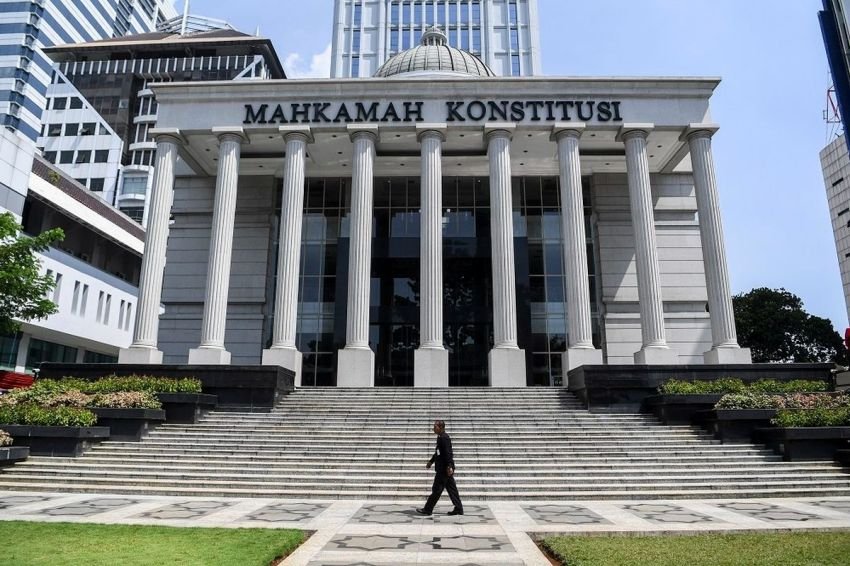 Tok! MK Larang Keras Dana Pendidikan Dipakai Buat MBG, Utak-atik APBN Kini Wajib Izin DPR