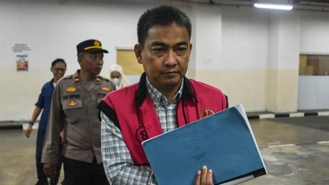Korupsi Tata Kelola Nikel: Eks Ketua Ombudsman Hery Susanto Dituntut 5,5 Tahun Penjara dan Uang Pengganti Rp4,15 Miliar