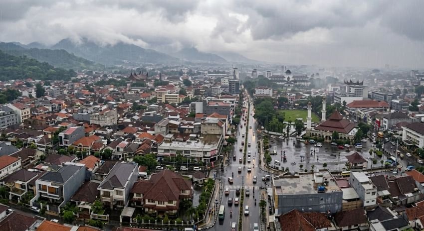 Cuaca Jabar Hari Ini 28 September: Bogor-Depok Berpotensi Hujan Sedang