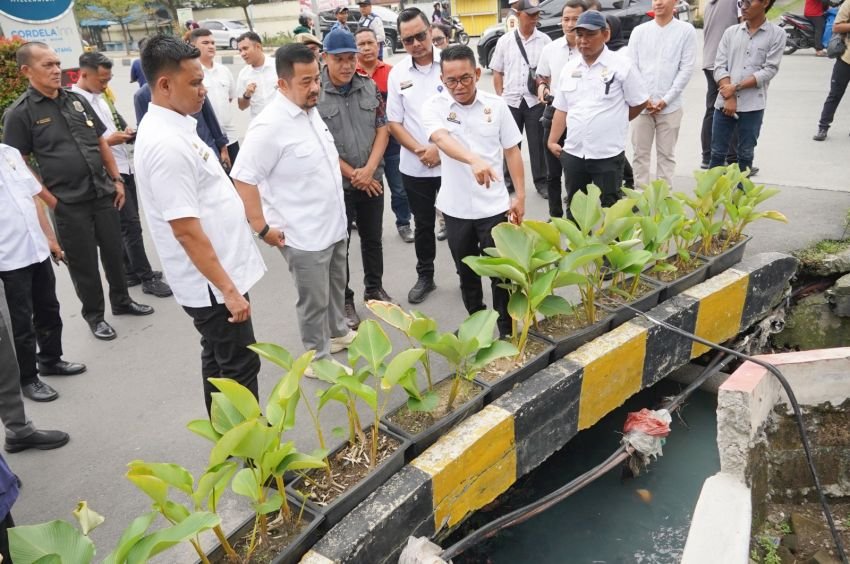 Genangan Muncul Saat Hujan, Wawali Medan Temukan Drainase Terputus dan Tersumbat di Helvetia