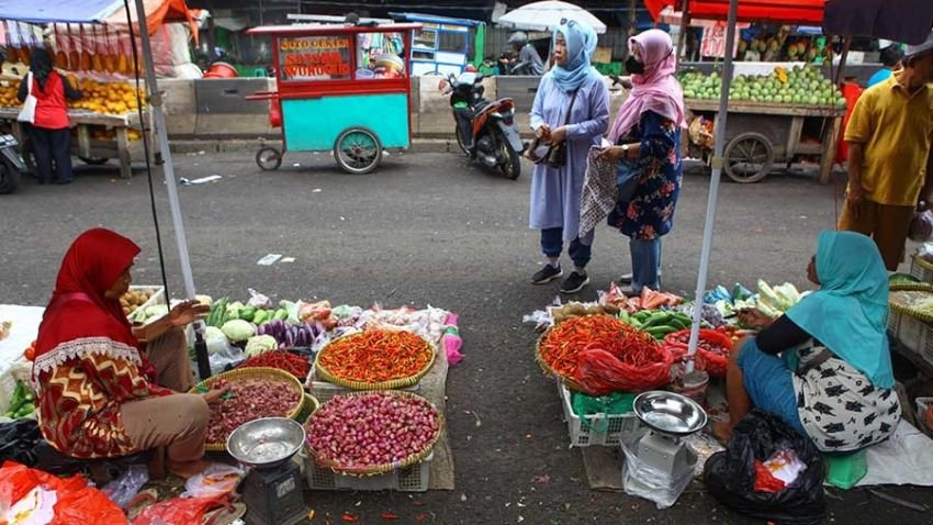 Pedas Bikin Menjerit! Harga Cabai Rawit Merah Nyaris Tembus Rp 100 Ribu/Kg, Cek Rincian Sembako Hari Ini