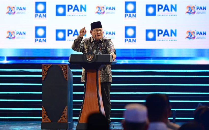 Bersumpah Sejahterakan Rakyat, Prabowo Sentil Pedas Pakar: Saking Pintarnya Jadi Goblok