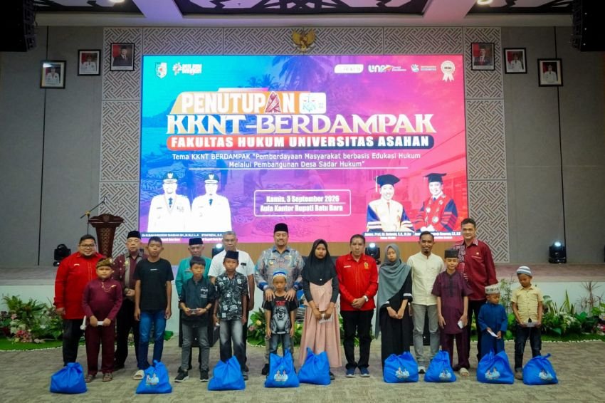 Hadiri Penutupan KKNT FH UNA, Bupati Baharuddin Tekankan Pentingnya Kesadaran Hukum dan Generasi Muda Produktif