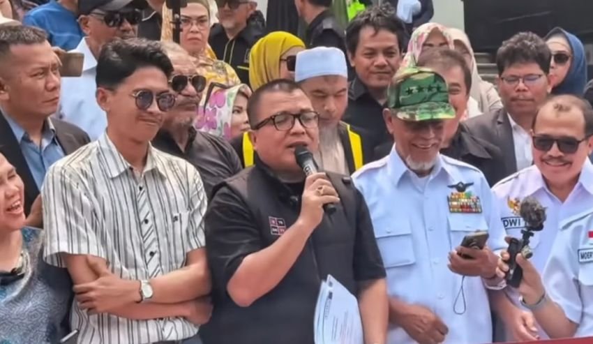 Sidang Perdana Gugatan Gibran di MK Hari Ini, Pemohon Serahkan 101 Alat Bukti