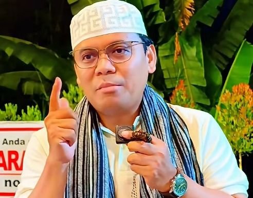 Sudah Dapat Amnesti dari Prabowo, Mengapa Gus Nur Masih Gugat Negara Rp4,2 Miliar dalam Kasus Ijazah Jokowi?