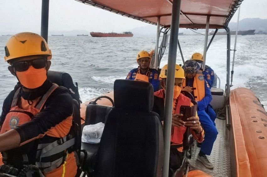 Hari Kedua Operasi SAR, 5 Jurnalis Hilang Kontak di Perairan Anak Krakatau Belum Terlacak