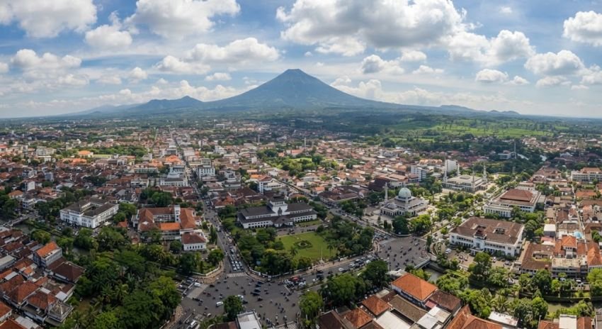 Prakiraan Cuaca Jawa Barat Jumat 4 September 2026: Suhu Capai 36 Derajat, Mayoritas Cerah