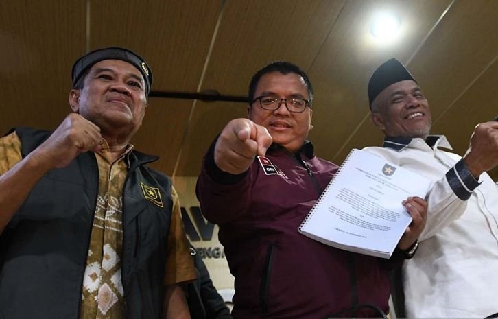 Heboh! Denny Indrayana & Refly Harun Geruduk MK, Ngotot Minta Gibran Didiskualifikasi dari Pilpres 2024