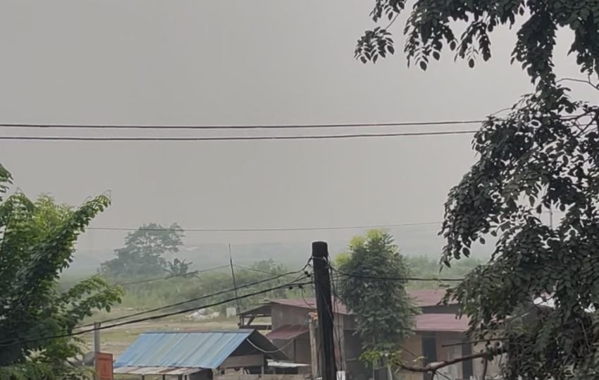 BMKG Peringatkan Kabut Asap di Sumut Bertahan hingga 3 Hari, Jarak Pandang 1&ndash;2 Km