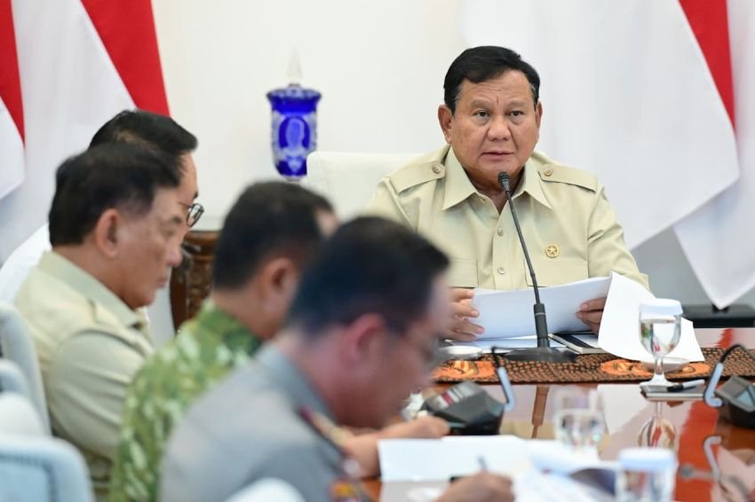 Tak Cuma Andalkan Hujan! Prabowo Kumpulkan Profesor Hingga Patok 70 Ribu Polisi Hutan Atasi Karhutla