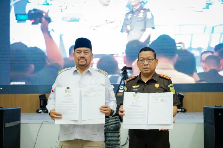 Jaksa Sahabat Pendidik, Bupati Batu Bara Ingatkan Kepala Sekolah Kelola Anggaran Secara Transparan dan Akuntabel