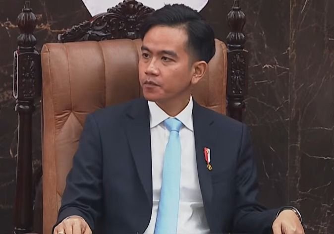 Nasib Gugatan Syarat Pendidikan Gibran Ditentukan MK Malam Ini