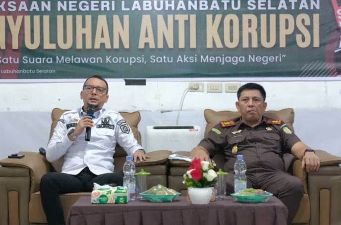 Bupati Labusel Ingatkan Kepala Sekolah, Kelalaian Administrasi dan Anggaran Bisa Berujung Masalah Hukum: Jangan Anggap Sepele
