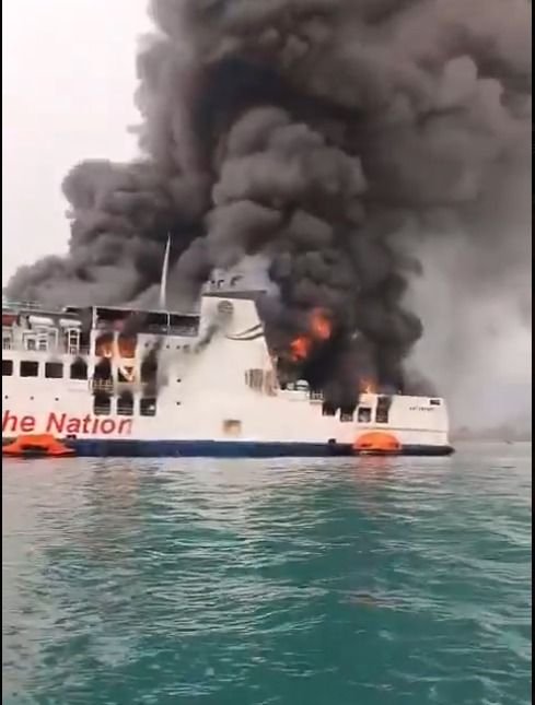 Detik-detik KMP Batumandi Terbakar di Perairan Merak, Seluruh Penumpang dan ABK Selamat