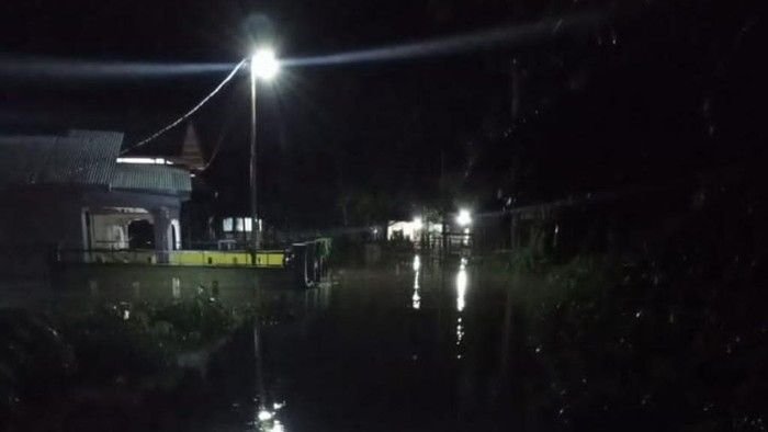 Banjir Rendam 14 Desa di Aceh Tamiang: 285 KK Mengungsi, Ketinggian Air Capai 50 Cm