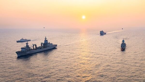 KRI Sultan Iskandar Muda dan Helikopter Panther Latihan Operasi Maritim Bersama Australia di Utara Bali, Perkuat Pertahanan Indo-Pasifik