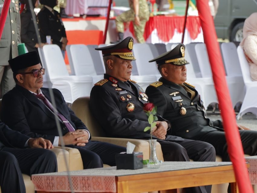 Sinergi Harga Mati Wakapolda Aceh Hadiri HUT ke-81 TNI di Blang Padang, Tegaskan Komitmen Jaga Keamanan Bersama
