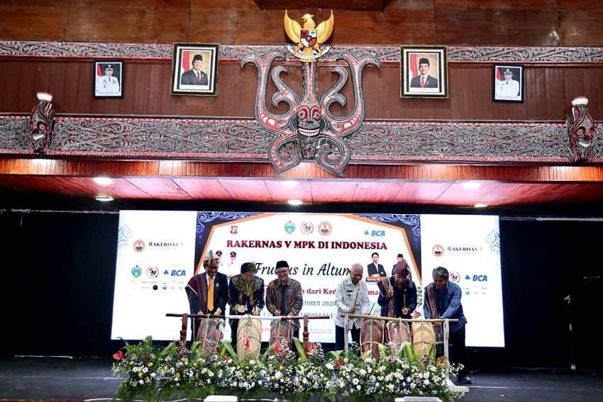 Buka Rakernas V MPK di Tarutung, Wagub Sumut Tekankan Pentingnya Transformasi Sekolah Kristen