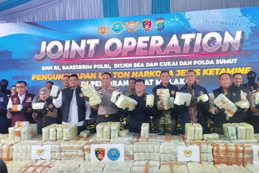 Kapolri Ungkap Peran 8 ABK Kapal Tanker MT Global 168 Tersangka Penyelundupan 1 Ton Ketamin
