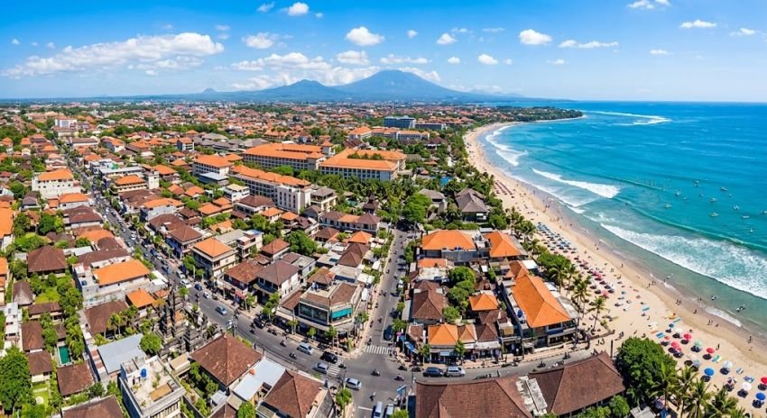 Cuaca Bali Hari Ini 15 Oktober: Semua Wilayah Cerah, Denpasar Capai 34&deg;C