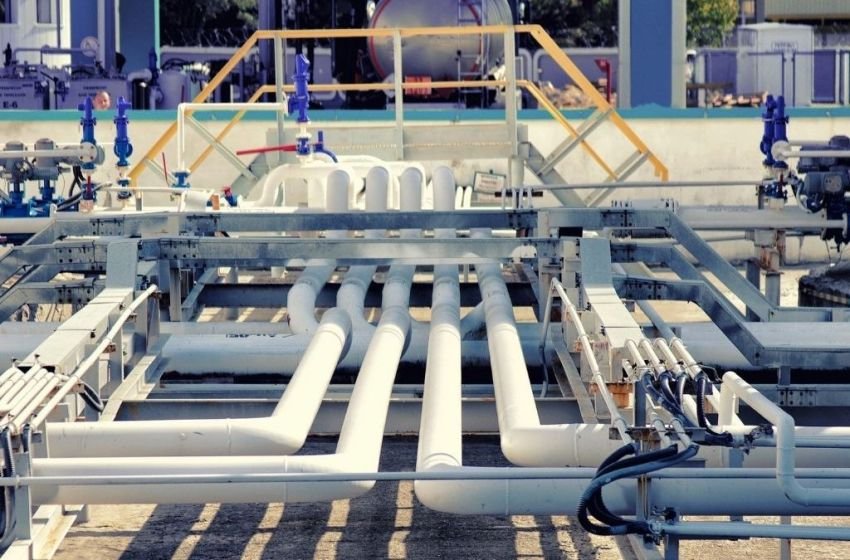 Peringatan Bahlil Terbukti! Indonesia Resmi Pangkas Ekspor Gas ke Singapura Demi Listrik Dalam Negeri