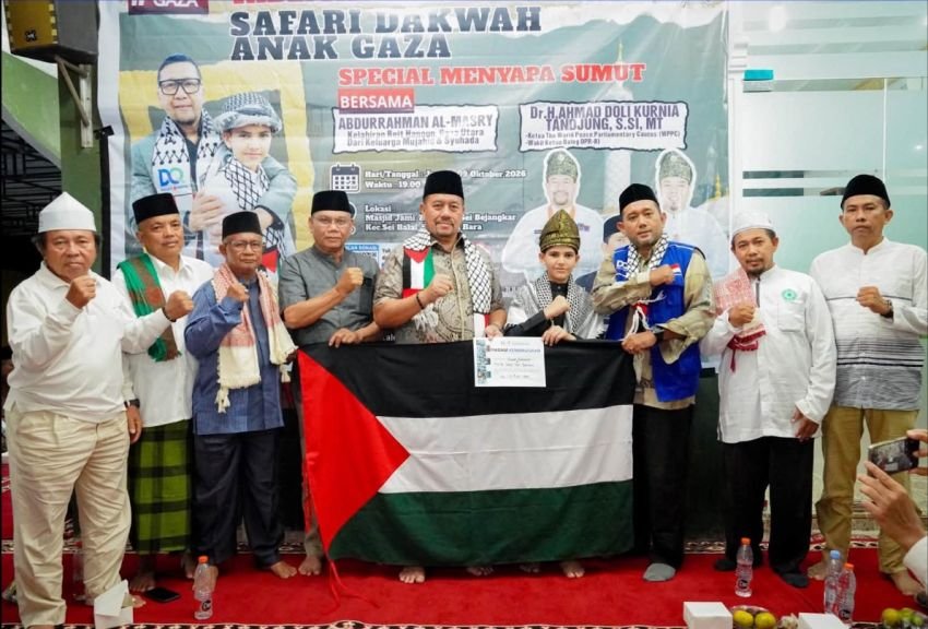 Dengar Curhat Pilu Anak Gaza, Bupati Batu Bara Langsung Guyur Tali Asih & Santuni Puluhan Yatim