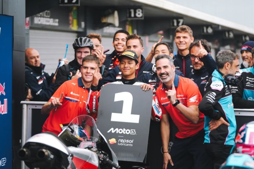 Reaksi Veda Ega Pratama Usai Jadi Pembalap Indonesia Pertama Sabet Pole Position Moto3